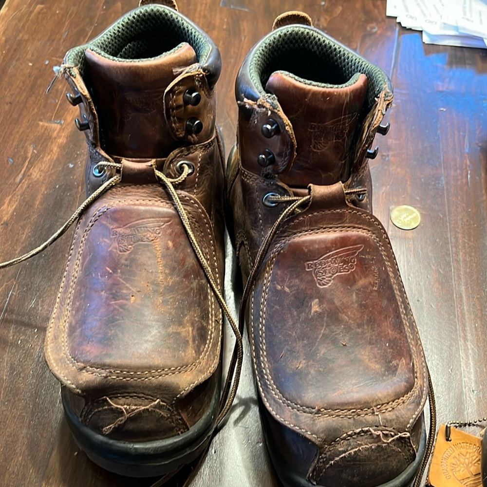 Redwing steel toe boots 10.5
